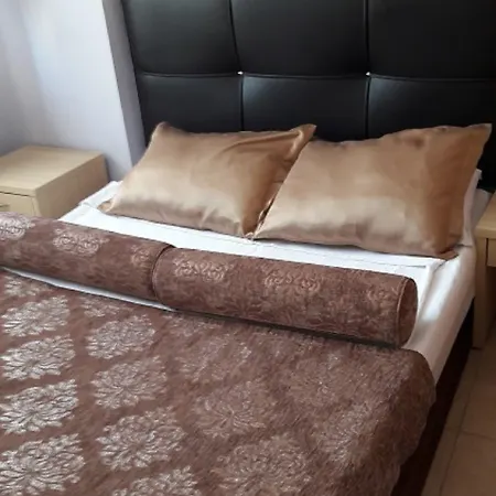 Andros Family Club Apart Otel