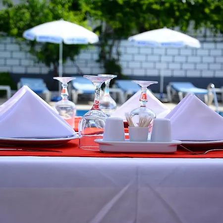 Apart Otel Andros Family Club 3*