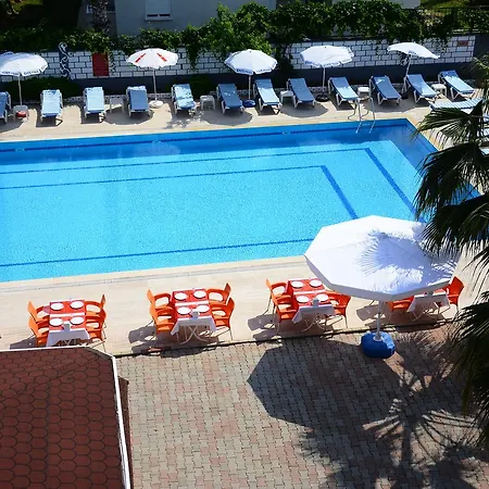 Apart Otel Andros Family Club Side