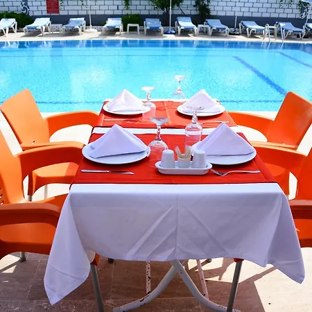 Apart Otel Andros Family Club Side