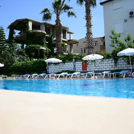 Apart Otel Andros Family Club 3*